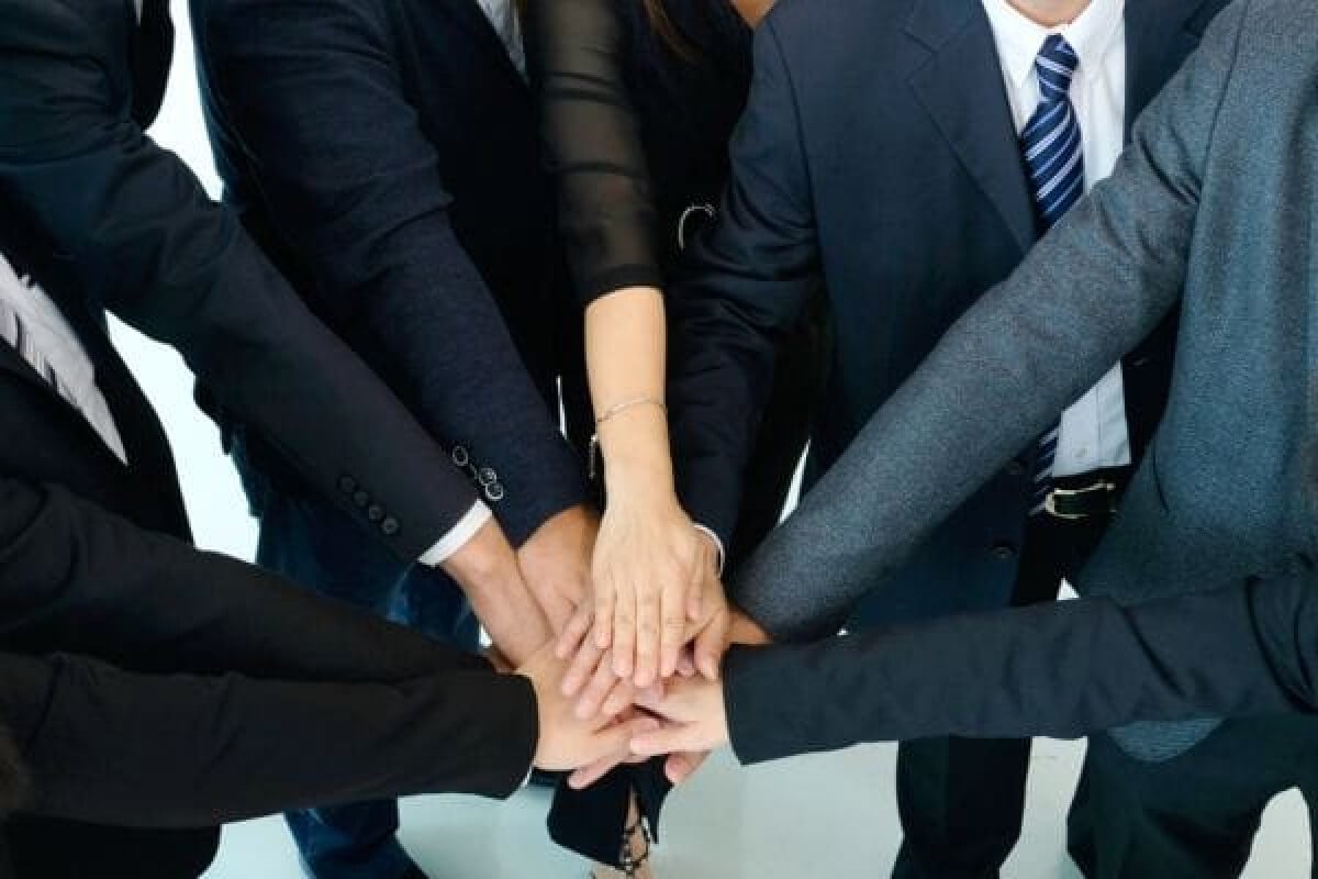 Langkah Membangun Budaya Kerja Positif di Kantor